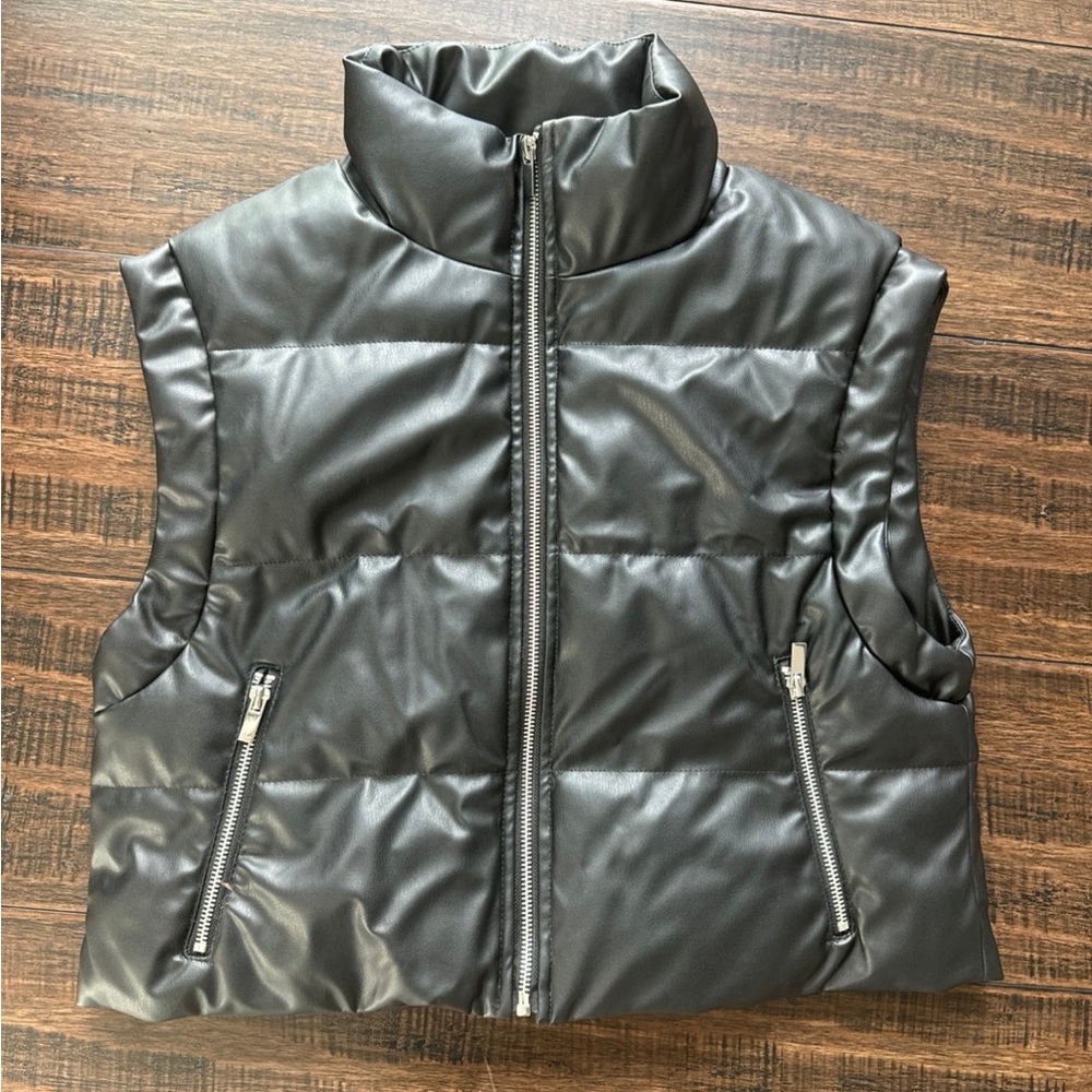 Zara Black Puffer Vest